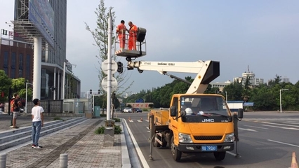 武漢趙家條路燈車出租公司
