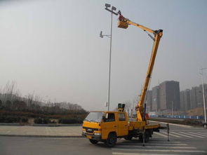 大方縣22米路燈車出租優(yōu)勢(shì)有哪些 峻英捷高空車租賃公司